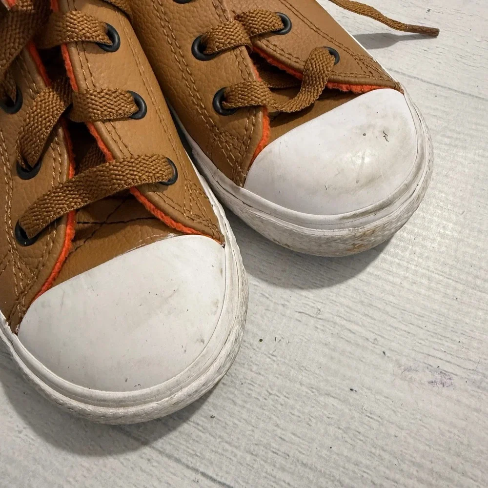 Converse boys tan brown shoes little kids size 10